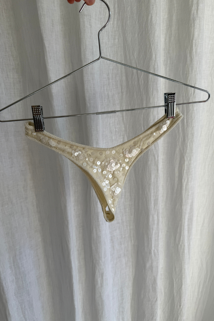 SAMPLE - WHITE CHEEKY BIKINI BOTTOM - SIZE S