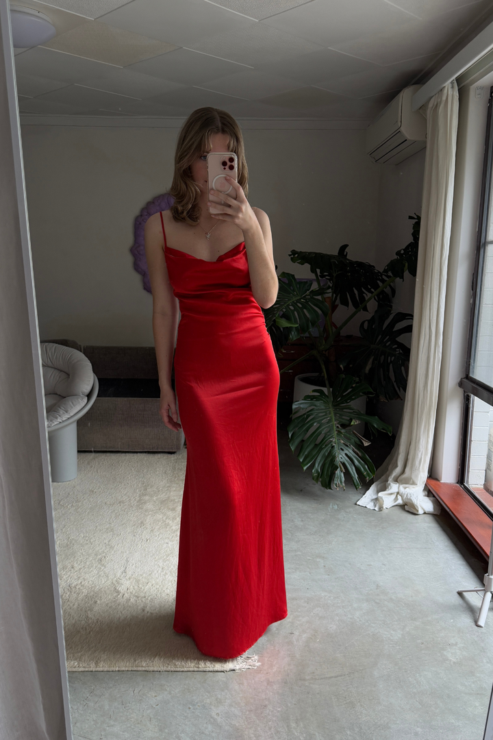 SAMPLE - FITTED GOWN - SIZE S